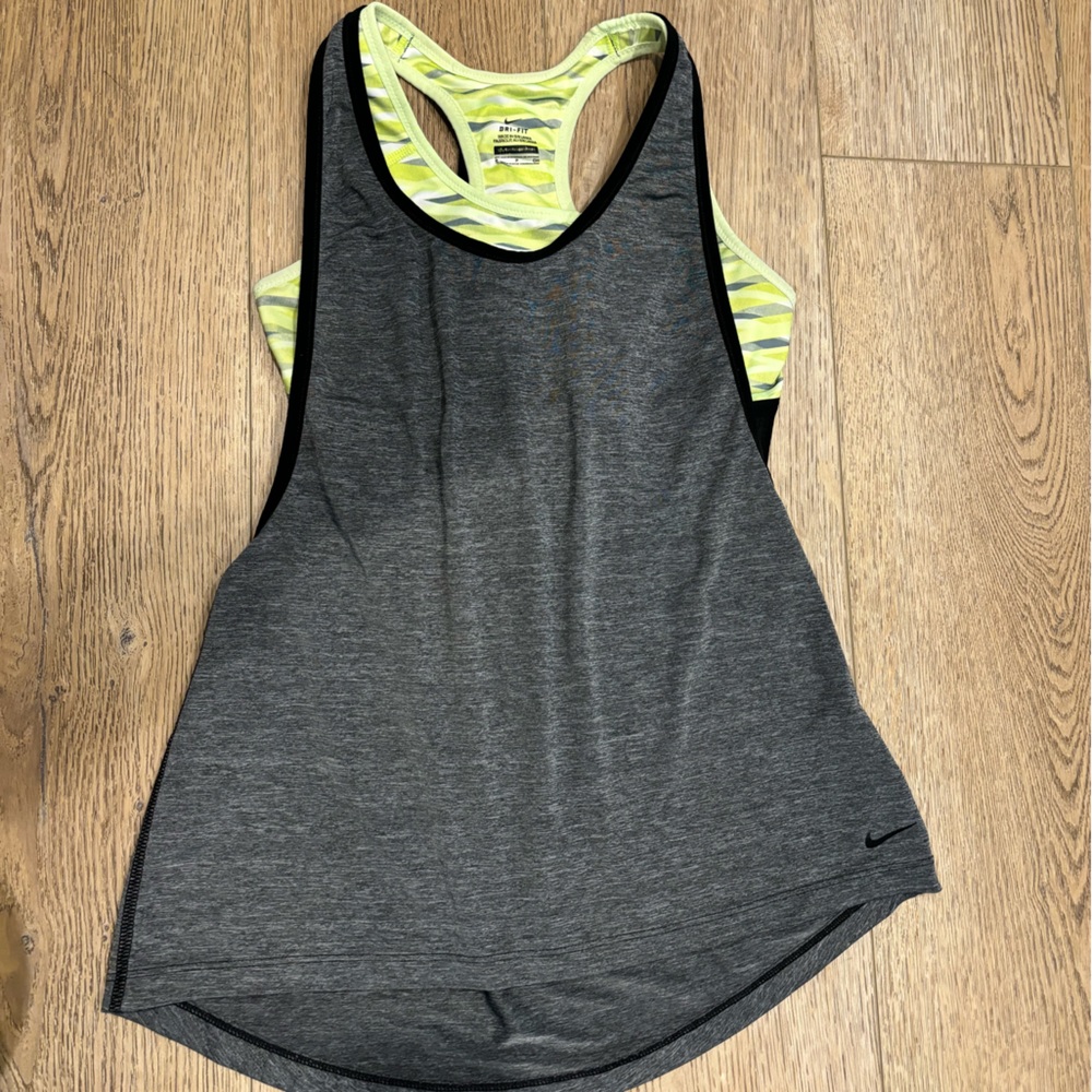 Bundle Nike Tank Top